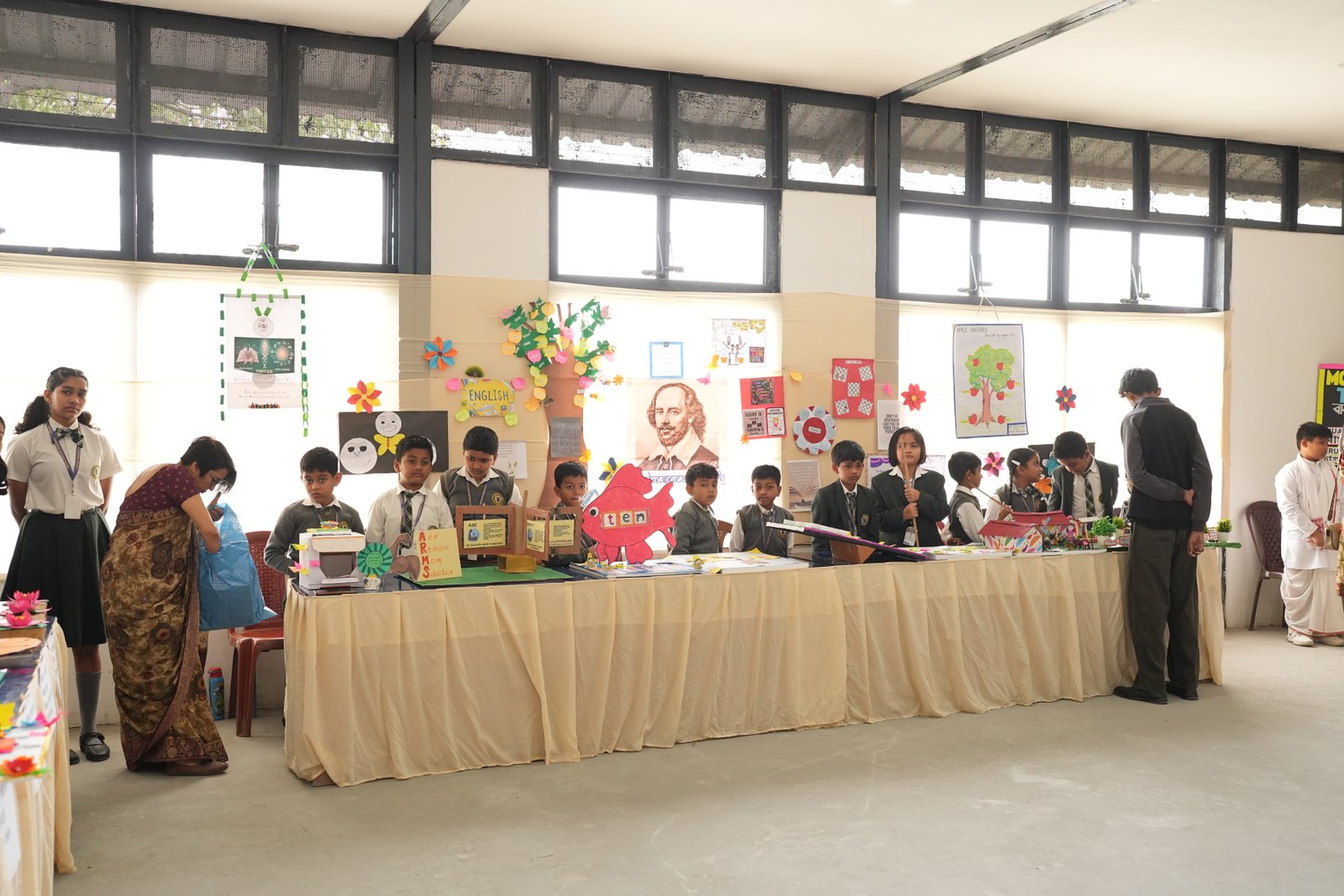 Students and learning environment at Roushan National School