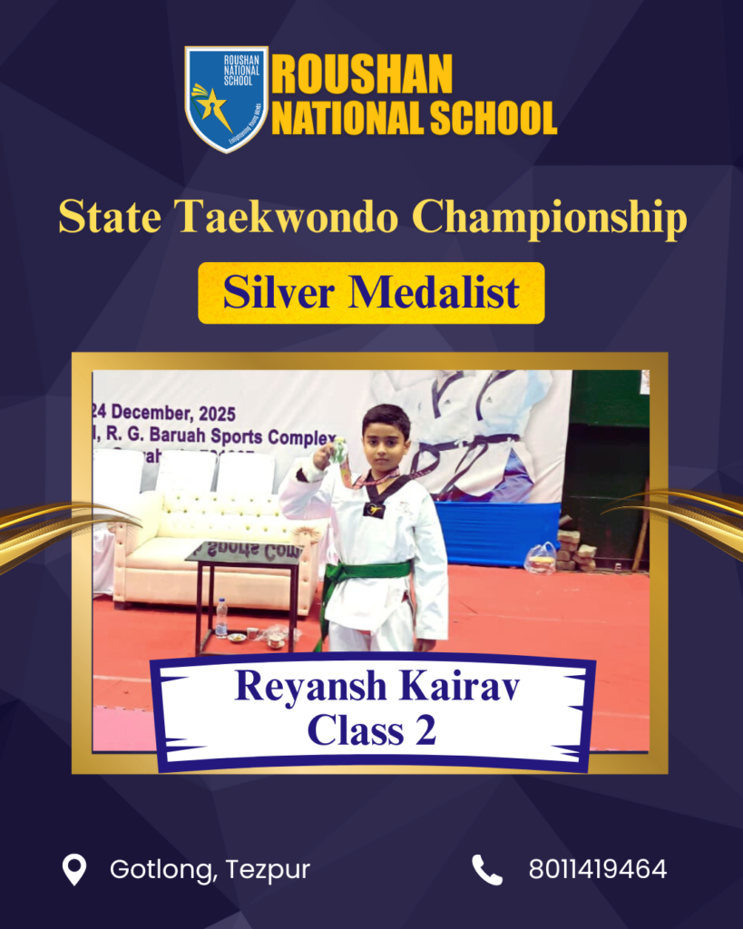 Black And Gold Modern Elegant Best Employee Of The Month Instagram Post (1080 x 1350 px)